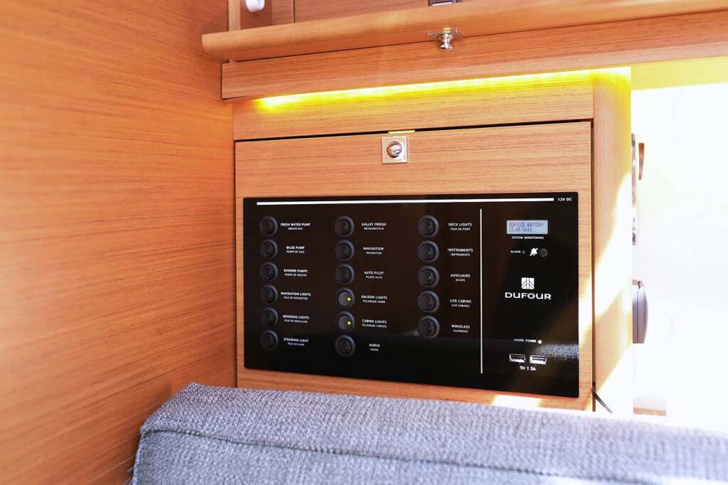 Sailing yacht Dufour 430 Marista