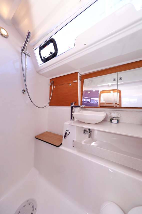 Segelyachten Dufour 430 Rocky II