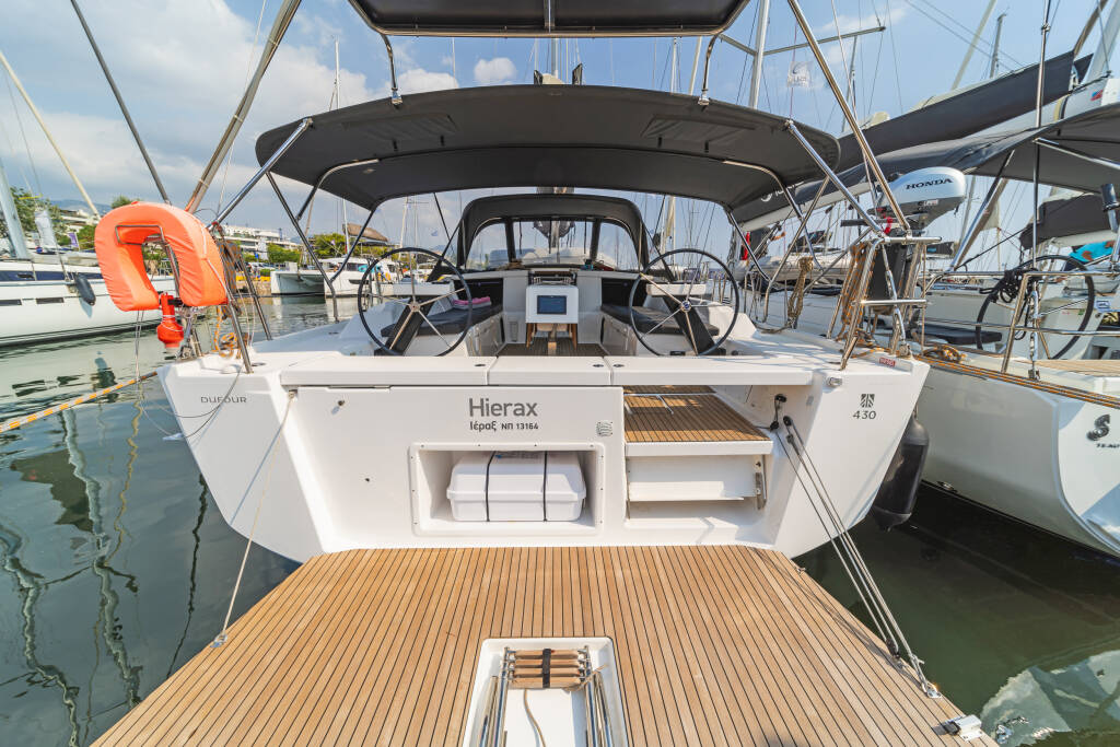 Segelyachten Dufour 430 Hierax
