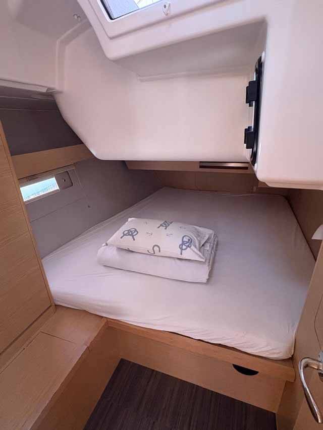 Segelyachten Dufour 430 Ansomo
