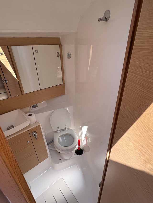 Segelyachten Dufour 430 Ansomo