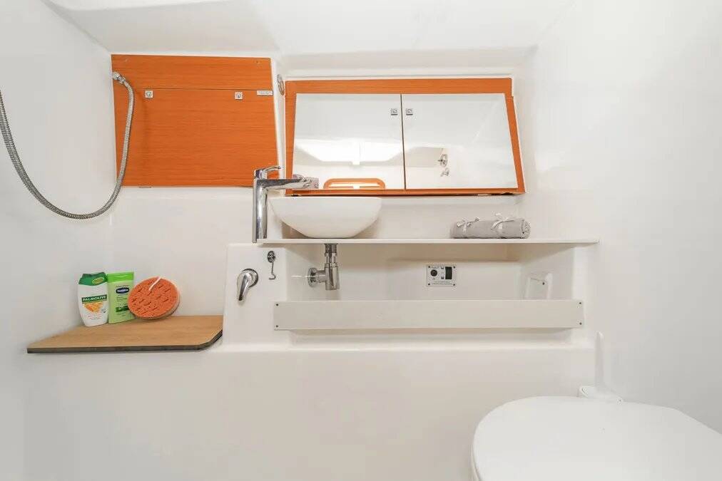 Segelyachten Dufour 430 Ocean Whisper