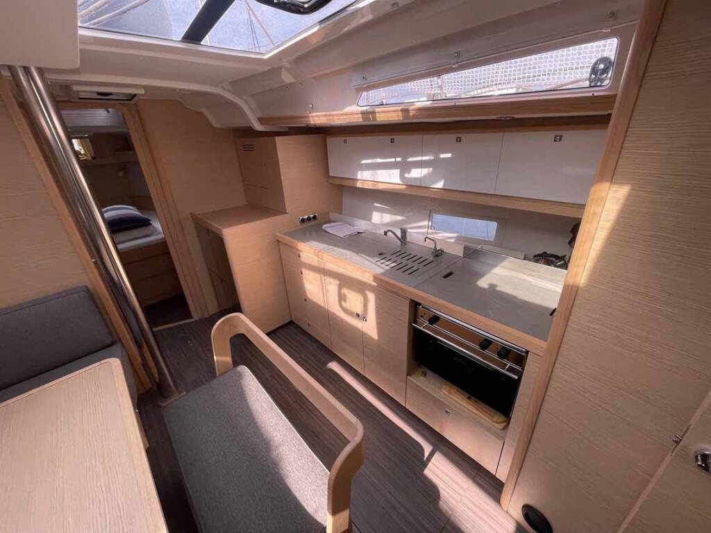 Segelyachten Dufour 430 Karla