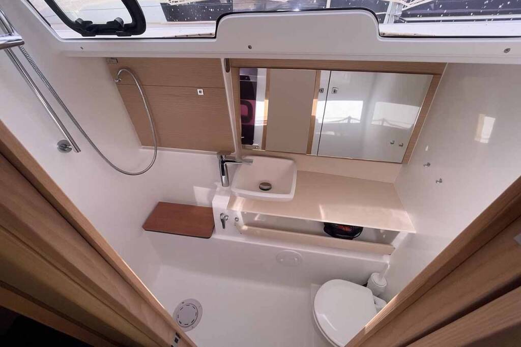 Segelyachten Dufour 430 Karla