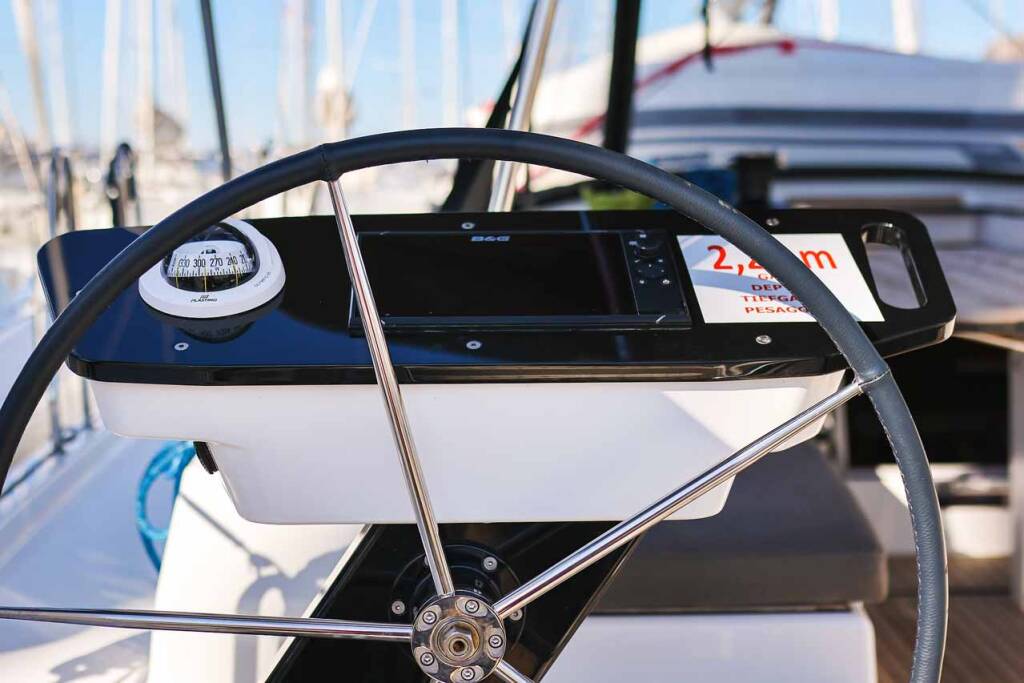 Sailing yacht Dufour 44 Acrux