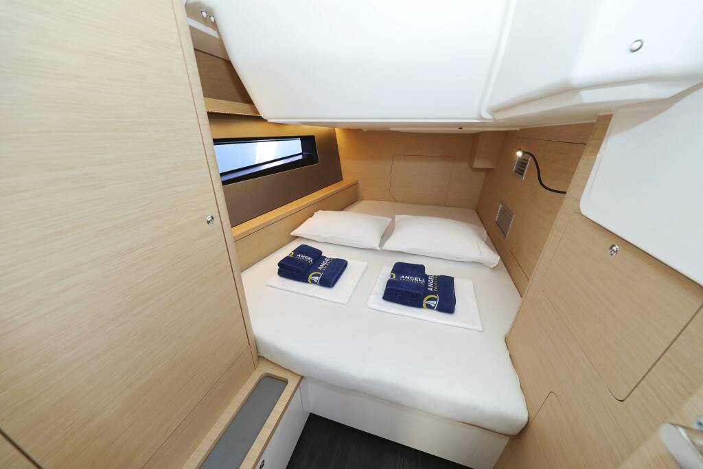 Sailing yacht Dufour 44 Scooby Doo