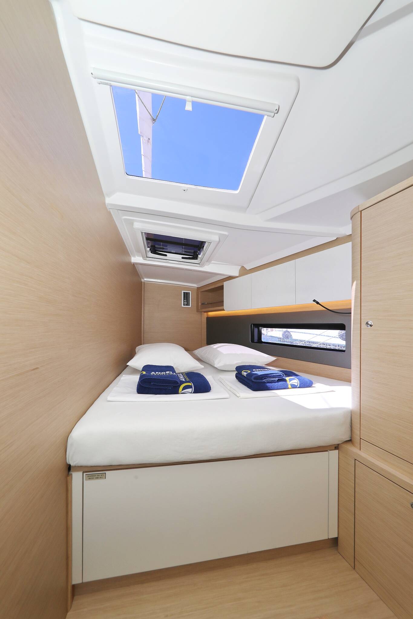 Sailing yacht Dufour 44 Scooby Doo