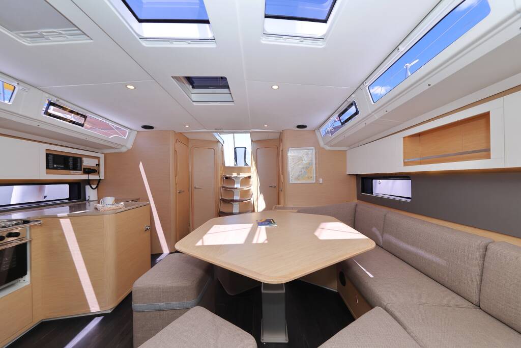 Sailing yacht Dufour 44 Blues