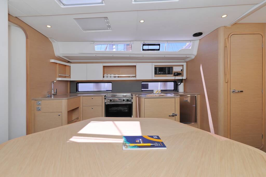 Sailing yacht Dufour 44 Soul
