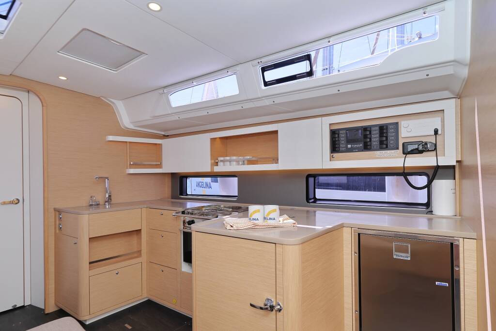 Sailing yacht Dufour 44 Soul