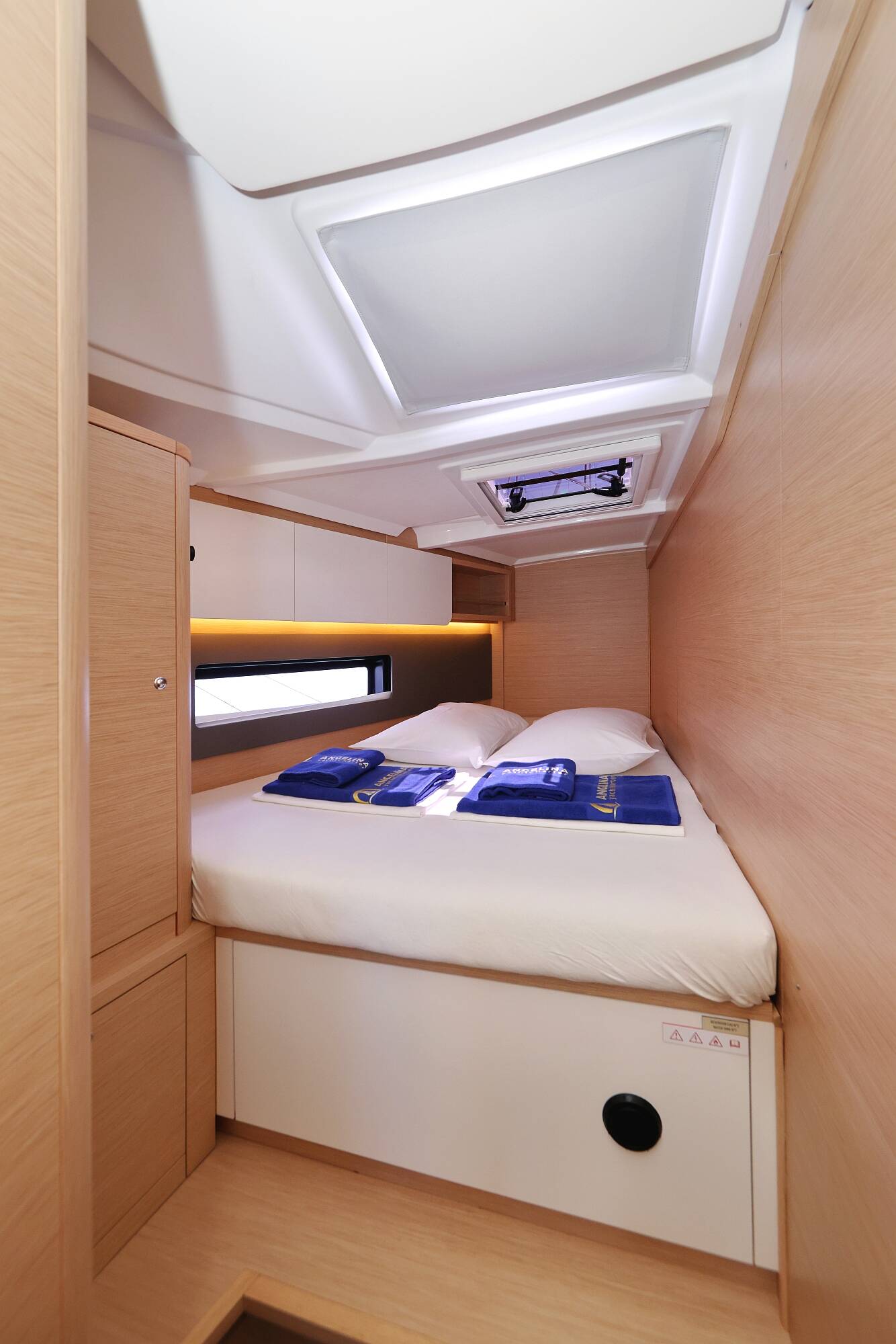 Sailing yacht Dufour 44 Soul