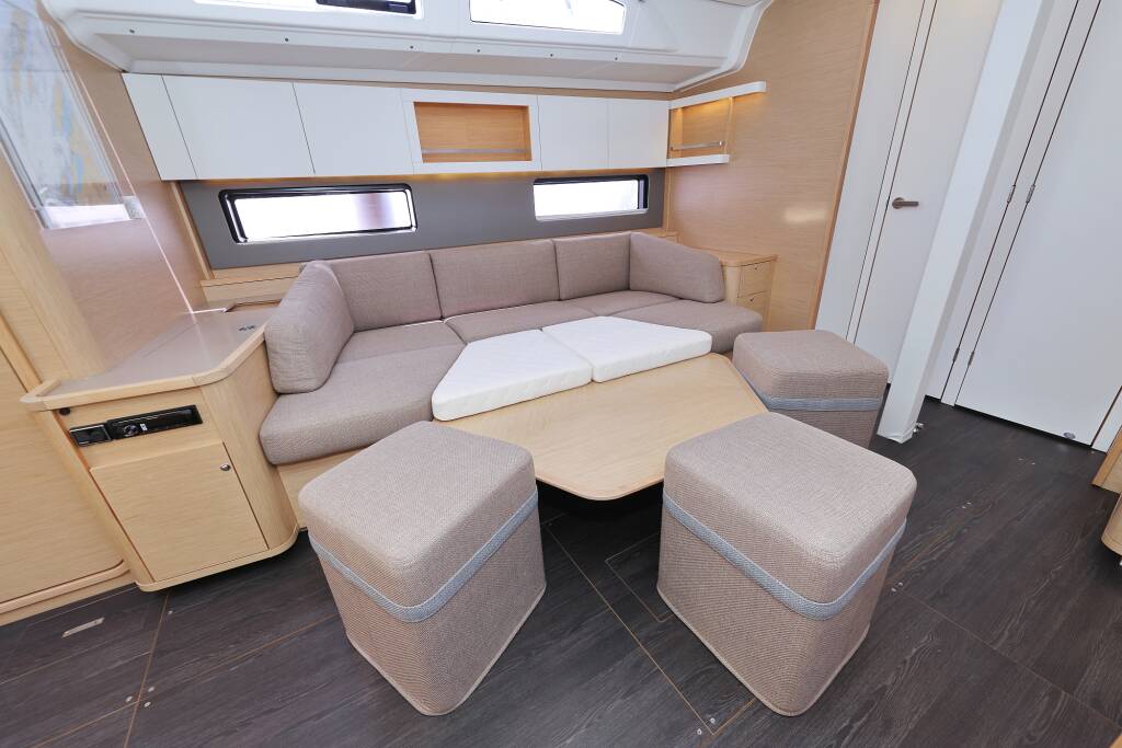 Sailing yacht Dufour 44 Soul