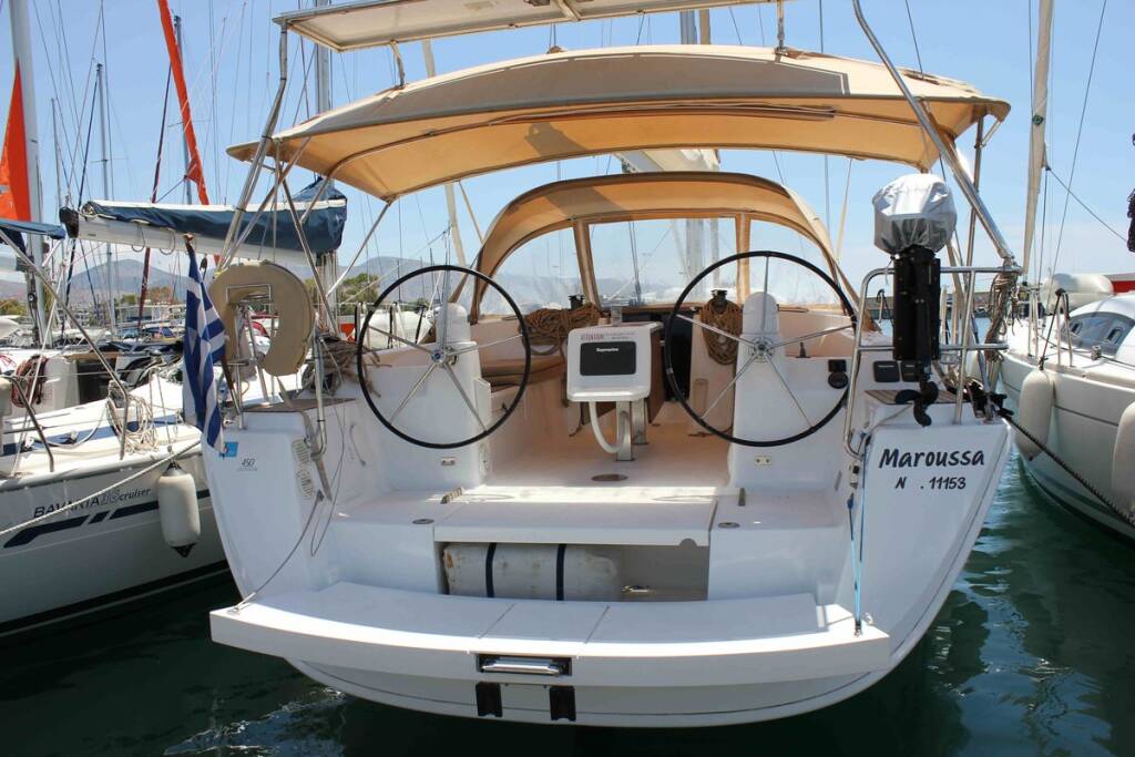 Sailing yacht Dufour 450 GL Maroussa