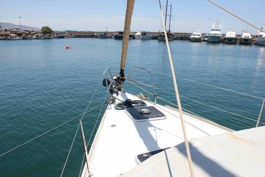 Sailing yacht Dufour 450 GL Maroussa