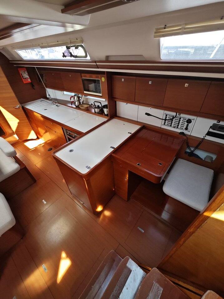 Sailing yacht Dufour 450 GL Grace