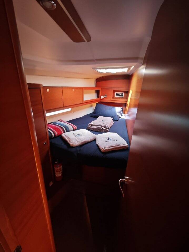 Sailing yacht Dufour 450 GL Grace