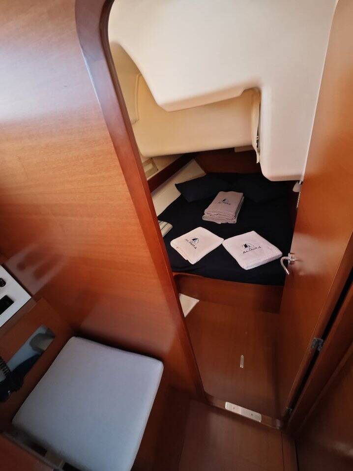 Sailing yacht Dufour 450 GL Grace