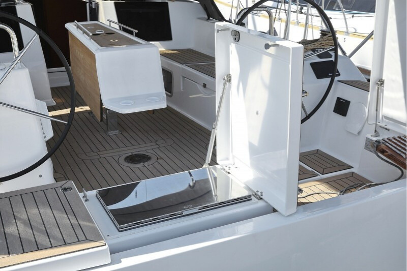 Sailing yacht Dufour 460 GL Eva