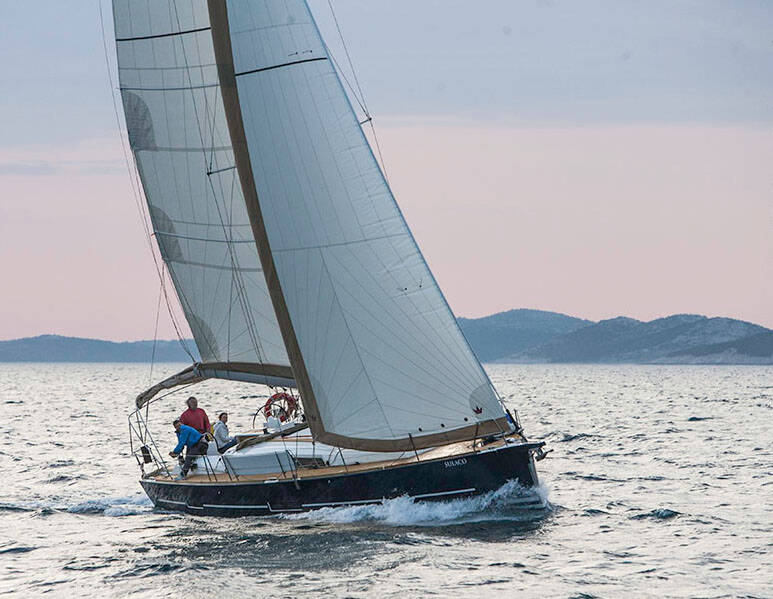 Sailing yacht Dufour 460 GL Sulaco