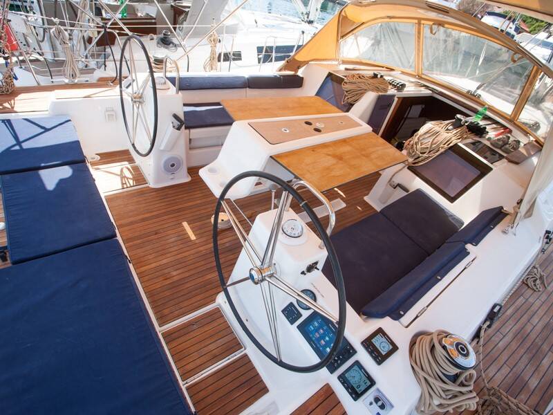 Sailing yacht Dufour 460 GL Sulaco