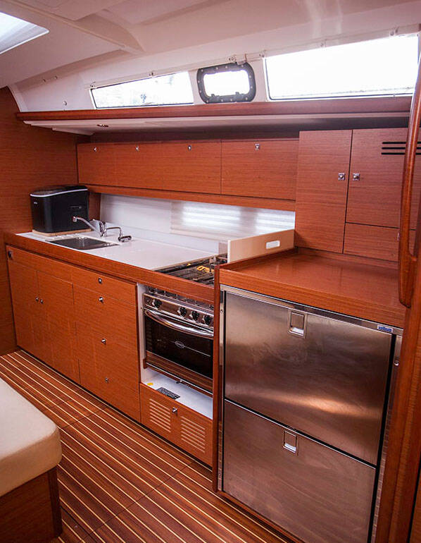 Sailing yacht Dufour 460 GL Sulaco