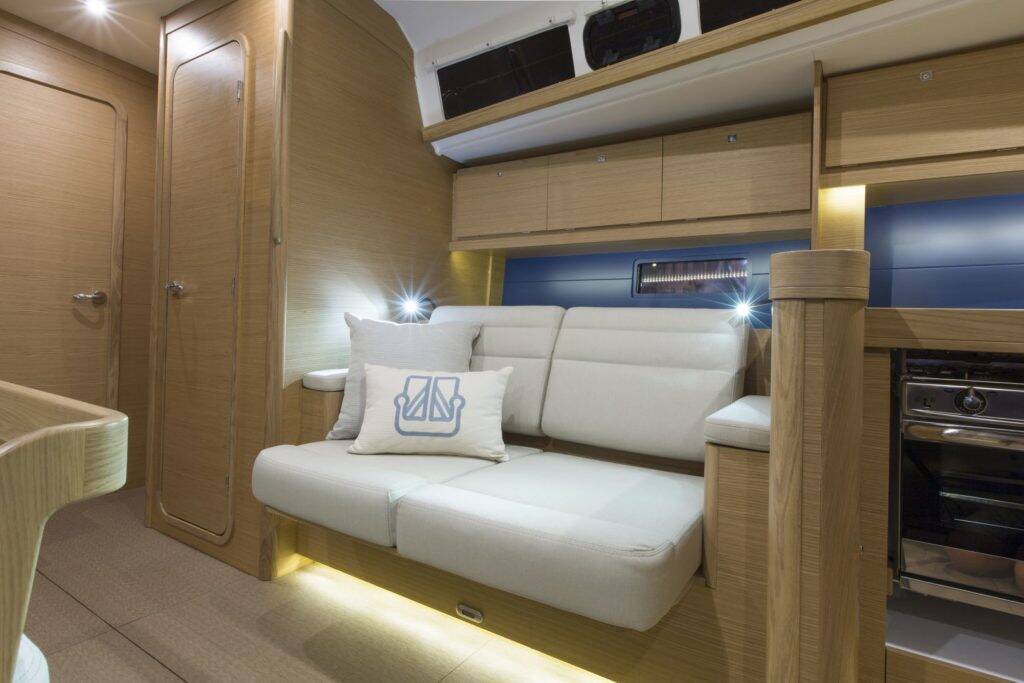 Sailing yacht Dufour 460 GL Kosmopolitan