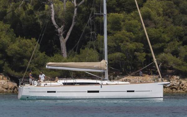 Dufour 460 GL Fantasea Lefkas main port