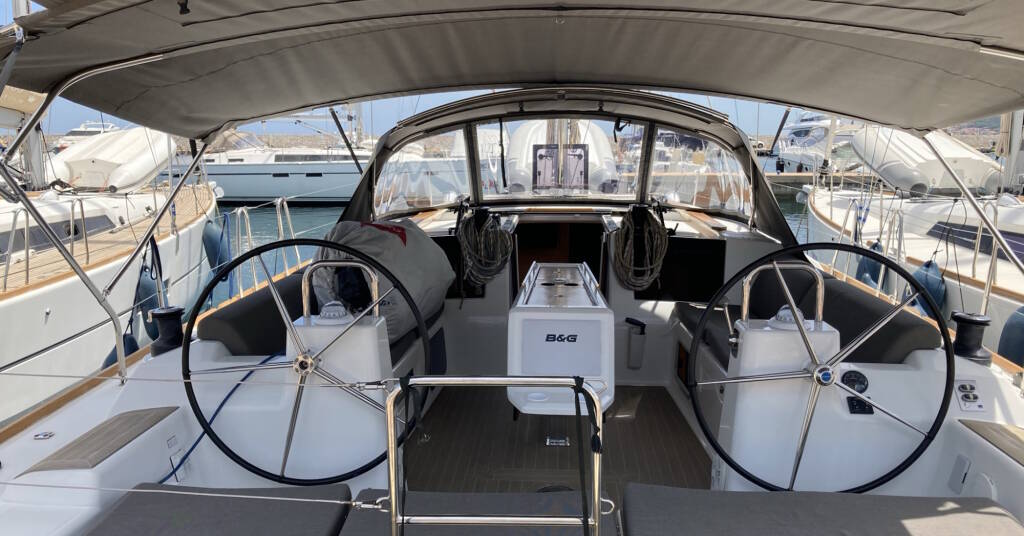 Sailing yacht Dufour 460 GL Abraxan