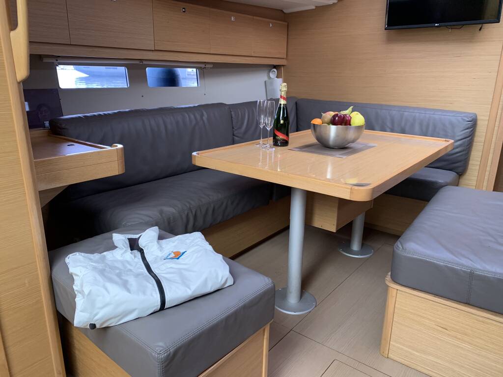 Sailing yacht Dufour 460 GL Abraxan