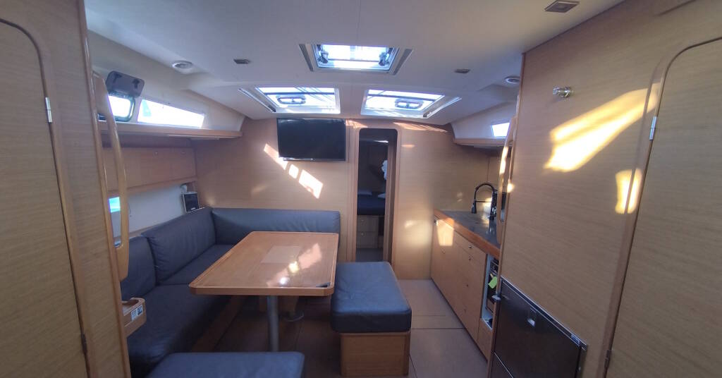 Sailing yacht Dufour 460 GL Abraxan