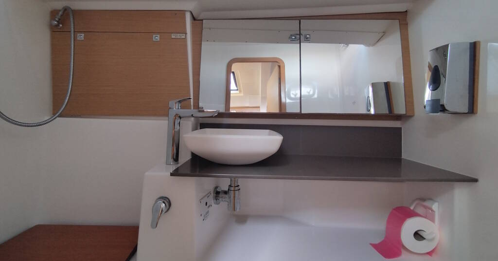 Sailing yacht Dufour 460 GL Abraxan
