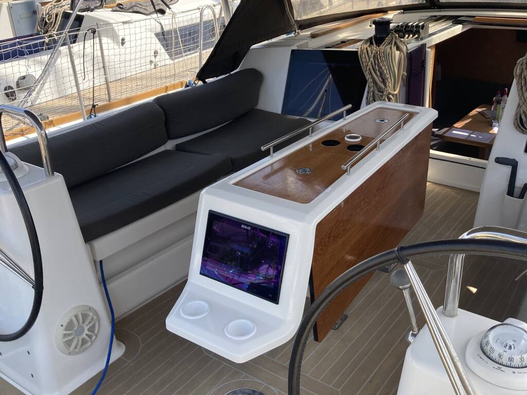 Segelyachten Dufour 460 GL Newt