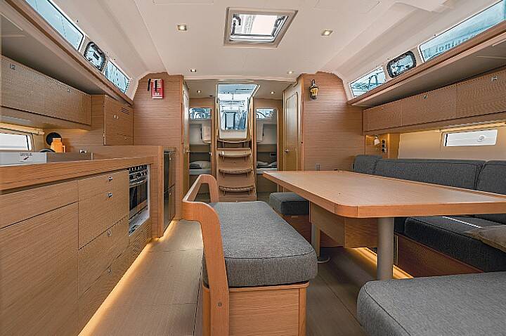 Segelyachten Dufour 460 GL Kosmopolitan