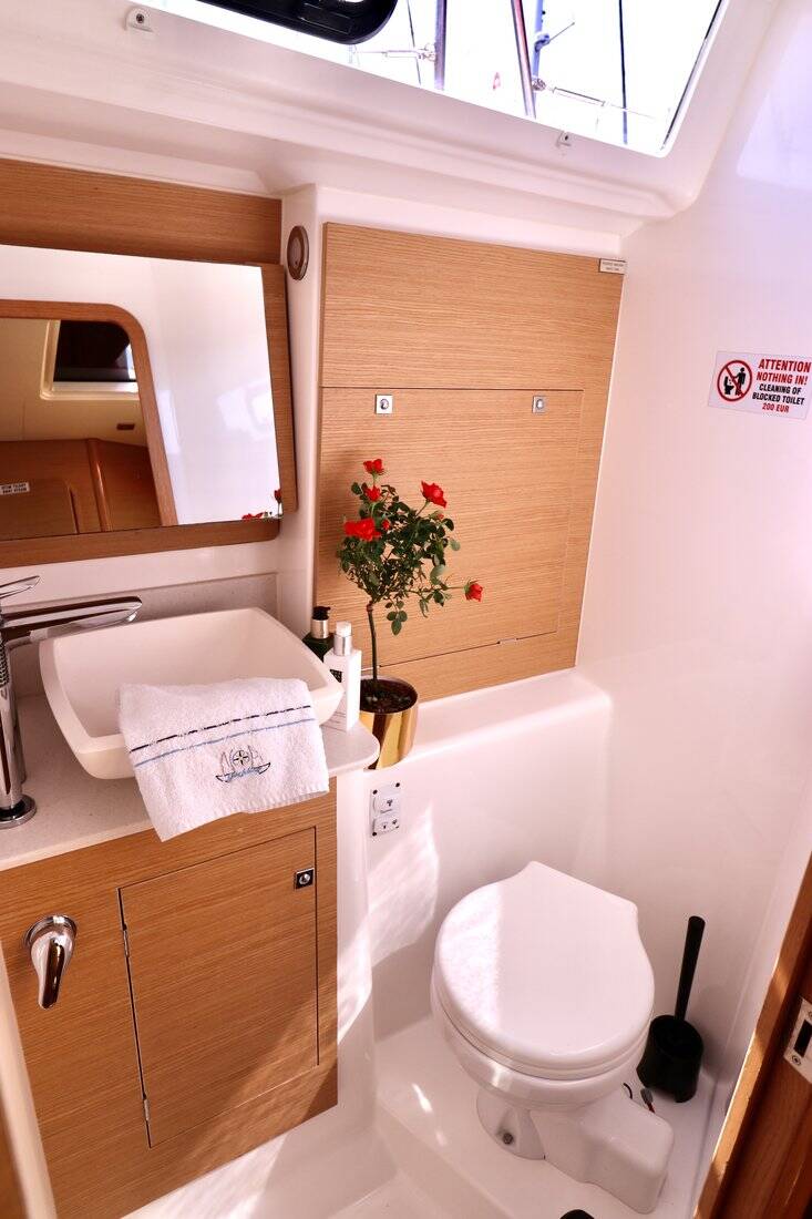 Segelyachten Dufour 460 GL Divna