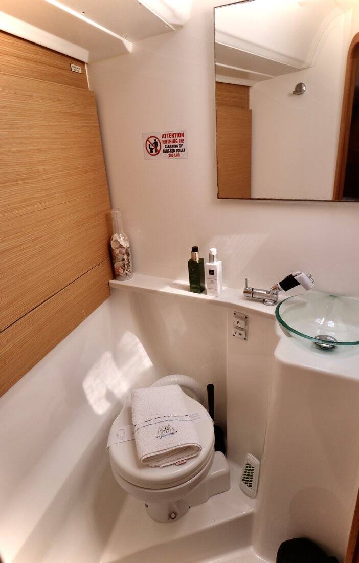 Segelyachten Dufour 460 GL Divna