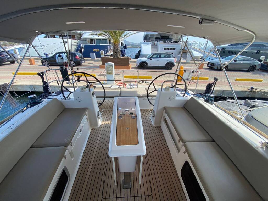 Segelyachten Dufour 460 GL Vako