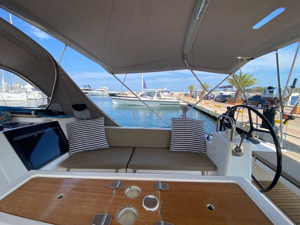 Segelyachten Dufour 460 GL Vako