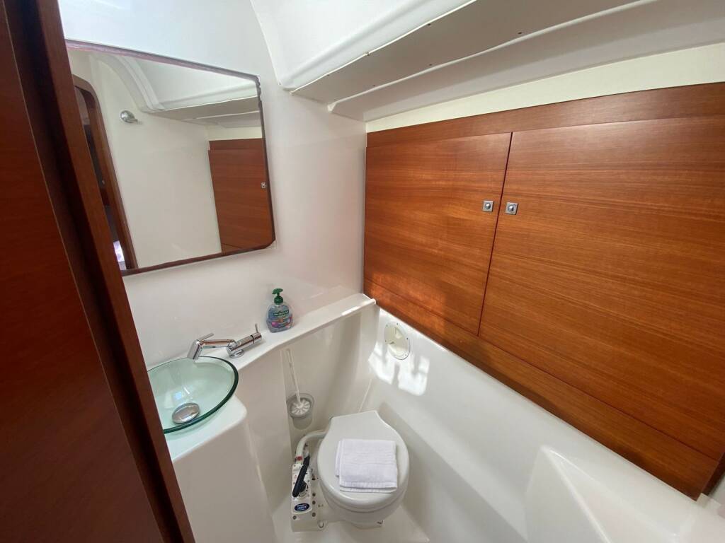 Segelyachten Dufour 460 GL Vako