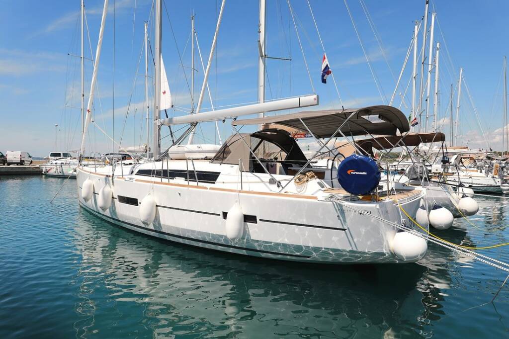 Segelyachten Dufour 460 GL 
