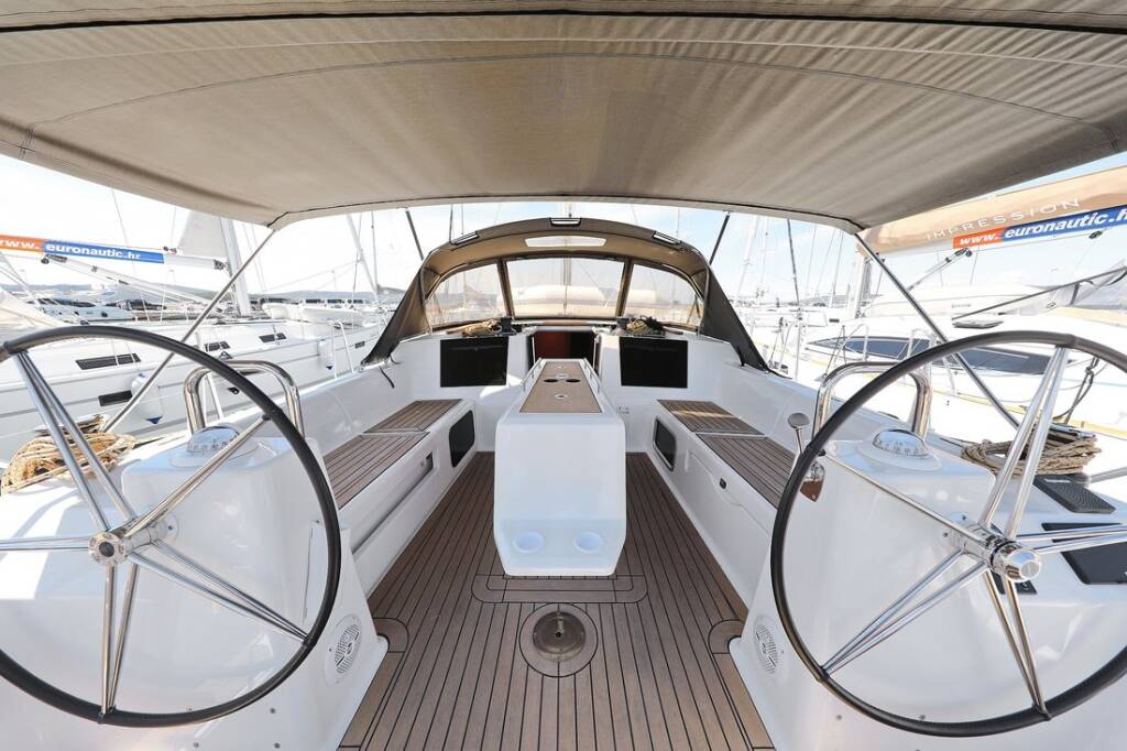 Segelyachten Dufour 460 GL 