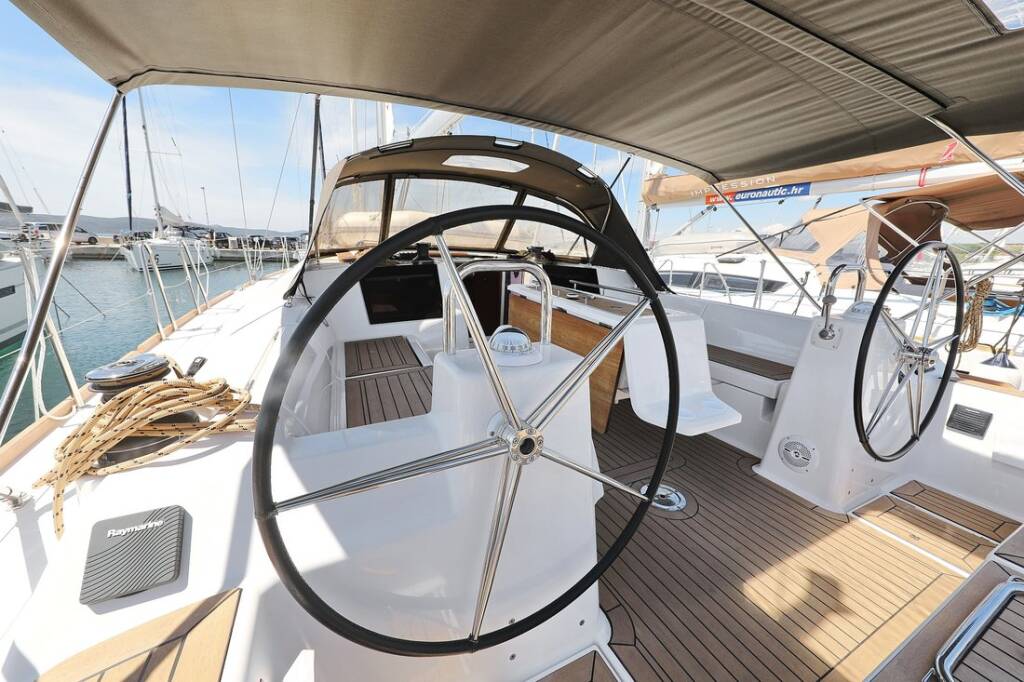 Segelyachten Dufour 460 GL 