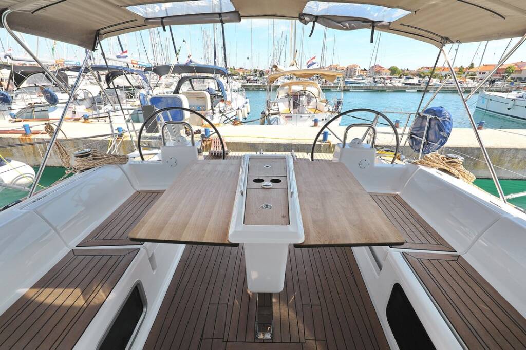 Segelyachten Dufour 460 GL 