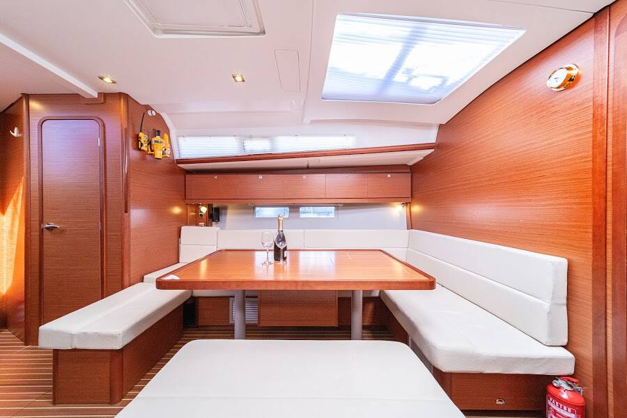 Sailing yacht Dufour 460 GL Ceto