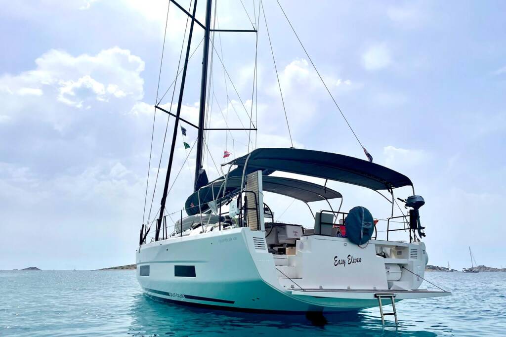 Sailing yacht Dufour 470 performance Easy Eleven