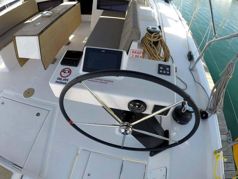 Sailing yacht Dufour 470 Alibaba