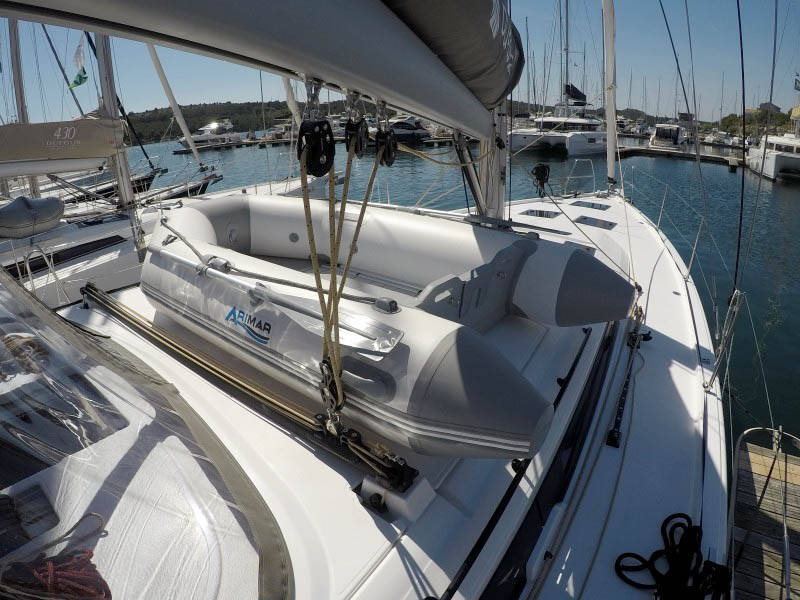 Sailing yacht Dufour 470 Alibaba