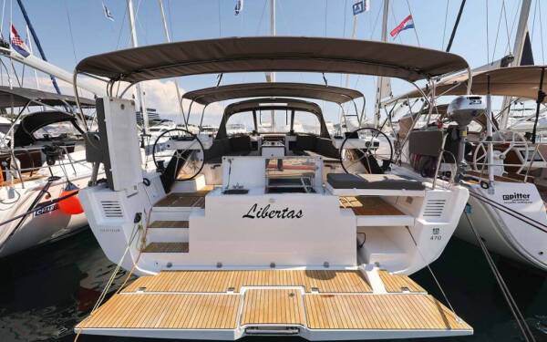 Dufour 470 Libertas Marina Hramina, Murter