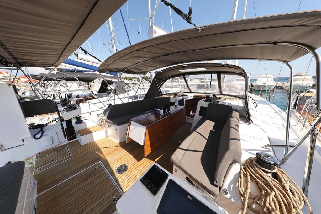 Segelyachten Dufour 470 Libertas