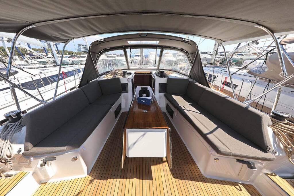 Segelyachten Dufour 470 Libertas