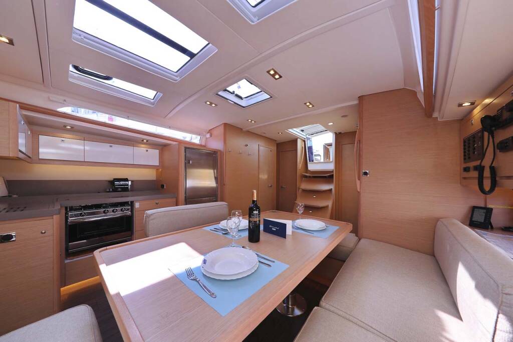 Segelyachten Dufour 470 Libertas